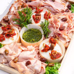 Buffet à partager_Woodbox de charcuteries_Nationale7 Traiteur