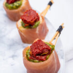Risotto aux asperges vertes, robe de Serrano, pesto genovese et tomate confite_Nationale7 Traiteur